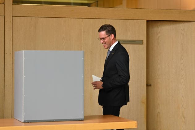 Manuel HAGEL (CDU,Innenminister BW), auf dem Weg zur Wahlurne,Stimmabgabe.Abstimmung. Ministerpraesidenten Wahl in Baden Wuerttemberg am 13.05.2026 im Landtag in Stuttgart