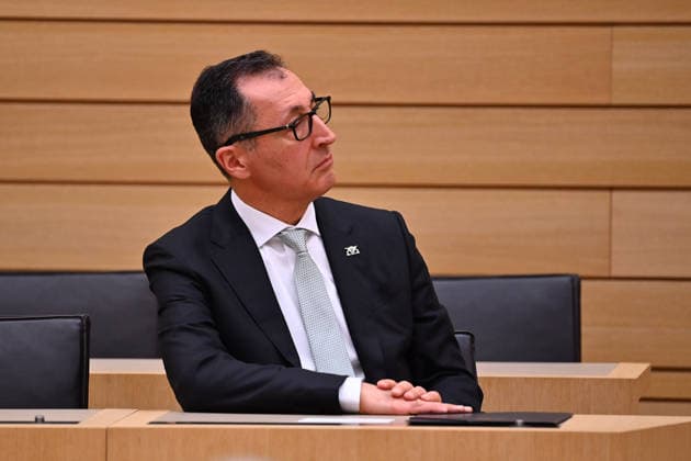 Cem OEZDEMIR (Ministerpraesident Baden Wuerttemberg), auf der Regierungsbank, Einzelbild,angeschnittenes Einzelmotiv,Halbfigur,halbe Figur. Ministerpraesidenten Wahl in Baden Wuerttemberg am 13.05.2026 im Landtag in Stuttgart