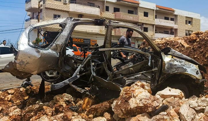 LEBANON, MOUNT LEBANON GOVERNORATE - MAY 13, 2026: The burnt out wreckage of a car destroyed in a drone attack, in Saadiyat, Chouf District, 20km south of Beirut Lebanon  - ZUMAt113 20260513_zaa_t113_167 Copyright: xAnkharxKochnevax