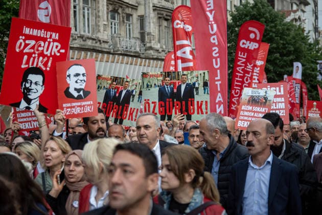 May 13, 2026, Istanbul, Istanbul, Turkey: Supporters of the Republican People s Party (CHP) take part in the first â€oeDemocracy and Freedom March†organized by the Istanbul Provincial Presidency in Istanbul, Turkey, on May 13, 2026. The march began in front of the Ataturk Museum in the district of Sisli and ended in front of the Sisli Municipality building. Thousands of demonstrators participated in the rally, chanting slogans such as â€oeNo to trustee appointments,†â€oeFreedom for political prisoners,†and messages supporting detained mayors. Istanbul Turkey - ZUMAt171 20260513_zip_t171_015 Copyright: xAbdullahxTepelix