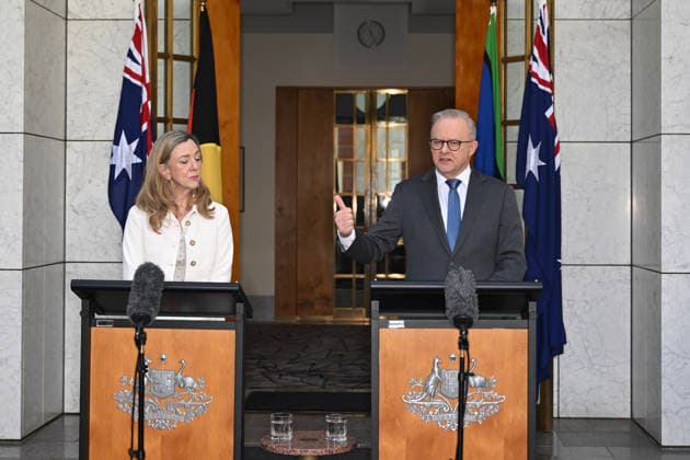 ANTHONY ALBANESE TAMMY TYRRELL PRESS CONFERENCE, Australian Prime Minister Anthony Albanese and Senator Tammy Tyrrell speak to the media during a press conference at Parliament House in Canberra, Thursday, May 14, 2026. ( NO ARCHIVING CANBERRA AUSTRALIAN CAPITAL TERRITORY AUSTRALIA  Copyright: xLUKASxCOCHx 20260514115332738570