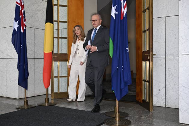 ANTHONY ALBANESE TAMMY TYRRELL PRESS CONFERENCE, Australian Prime Minister Anthony Albanese and Senator Tammy Tyrrell arrive to speak to the media during a press conference at Parliament House in Canberra, Thursday, May 14, 2026. ( NO ARCHIVING CANBERRA AUSTRALIAN CAPITAL TERRITORY AUSTRALIA  Copyright: xLUKASxCOCHx 20260514183182607713