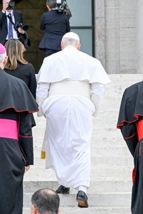 May 14, 2026, Rome, Rome, Italy: Pope Leo XIV at Sapienza University on a pastoral visit, Rome, May 14, 2025 Rome Italy  - ZUMAa289 20260514_zia_a289_021 Copyright: xMariaxLauraxAntonellix xAgfx