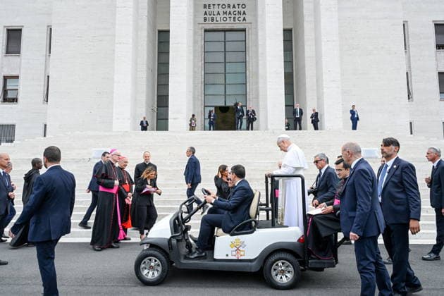 May 14, 2026, Rome, Rome, Italy: Pope Leo XIV at Sapienza University on a pastoral visit, Rome, May 14, 2025 Rome Italy  - ZUMAa289 20260514_zia_a289_031 Copyright: xMariaxLauraxAntonellix xAgfx