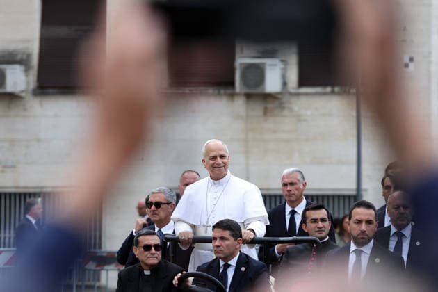 IPA84672944 - Rome - Italy, May 14, 2026: Institutional visit of His Holiness Pope Leo XIV to Sapienza University of Rome. The meeting with the Roman academic community represented a moment of discussion on the themes of education, research and the role of new generations in contemporary society.  Copyright: xmarcoxiacobuccix xmarcoxiacobuccix 84672944