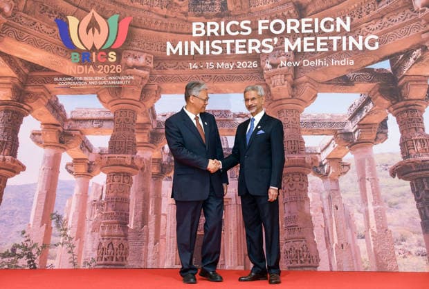 External Affairs Minister S. Jaishankar welcomes Chinese Ambassador to India, Xu Feihong during the BRICS Foreign Ministers™ Meeting New Delhi, May 14 (ANI): External Affairs Minister S. Jaishankar welcomes Chinese Ambassador to India, Xu Feihong during the BRICS Foreign Ministers™ Meeting, at Bharat Mandapam, in New Delhi on Thursday. New Delhi Delhi India Copyright: xANIx ANI_20260514053