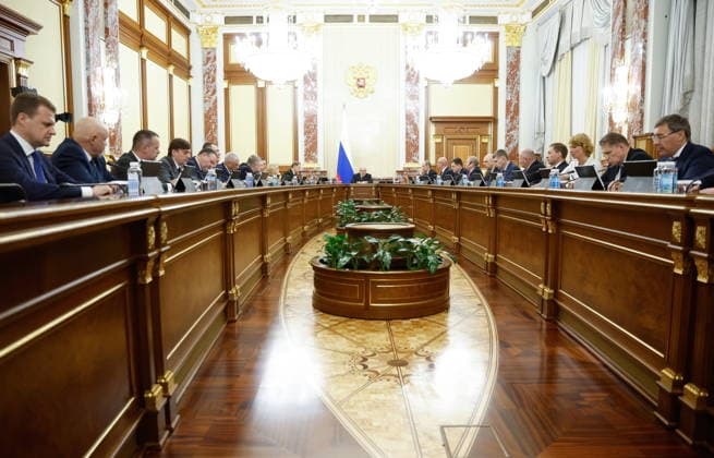 RUSSIA, MOSCOW - MAY 14, 2026: Russia s Prime Minister Mikhail Mishustin (C background) holds a meeting of the Russian Government at the House of the Russian Government. Dmitry Astakhov POOL TASS  92454343