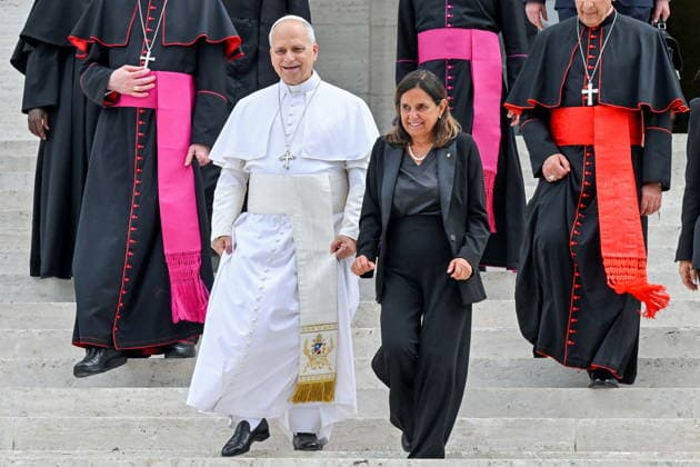May 14, 2026, Rome, Rome, Italy: Pope Leo XIV at Sapienza University on a pastoral visit, with Rector Antonella Polimeni to his left, Rome, May 14, 2025 Rome Italy  - ZUMAa289 20260514_zia_a289_065 Copyright: xMariaxLauraxAntonellix xAgfx