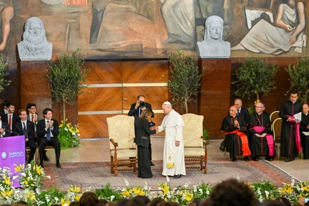 May 14, 2026, Rome, Rome, Italy: Pope Leo XIV with Rector Antonella Polimeni, during his visit to Sapienza University, Rome, 14 05 2025 Rome Italy  - ZUMAa289 20260514_zia_a289_044 Copyright: xMariaxLauraxAntonellix xAgfx