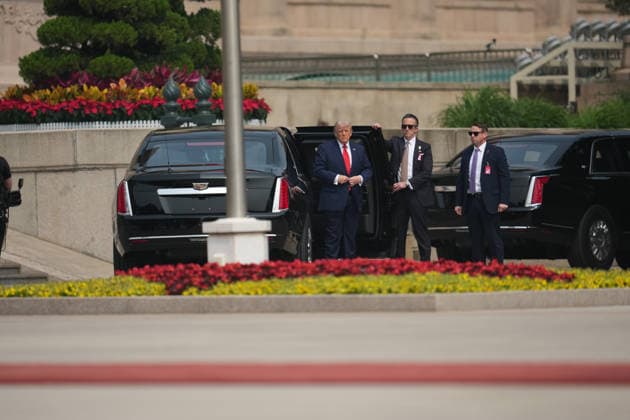 BEIJING, CHINA - MAY 14: Chinese President Xi Jinping (not pictured) holds a welcome ceremony for U.S. President Donald Trump, who is on a state visit to China, outside the Great Hall of the People prior to their talks on May 14, 2026 in Beijing, China. Xi held talks with Trump at the Great Hall of the People in Beijing on Thursday.  Copyright: xVCGx 111641410949