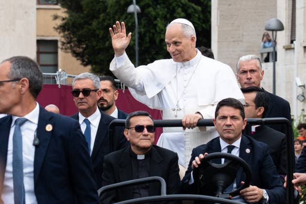 Pope Leo XIV Visits Sapienza University of Rome - Rome His Holiness Pope Leo XIV, accompanied by Archbishop Petar Rajic, the new Prefect of the Papal Household, is welcomed by Rector Antonella Polimeni for his pastoral visit to La Sapienza University of Rome. He will be in Rome on May 14, 2026. Photo by Andrea Bracaglia ABACAPRESS.COM Rome Italy Italy  Copyright: xBracagliaxAndrea ABACAx