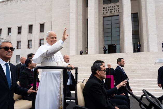 Pope Leo XIV Visits Sapienza University of Rome - Rome His Holiness Pope Leo XIV, accompanied by Archbishop Petar Rajic, the new Prefect of the Papal Household, is welcomed by Rector Antonella Polimeni for his pastoral visit to La Sapienza University of Rome. He will be in Rome on May 14, 2026. Photo by Andrea Bracaglia ABACAPRESS.COM Rome Italy Italy  Copyright: xBracagliaxAndrea ABACAx