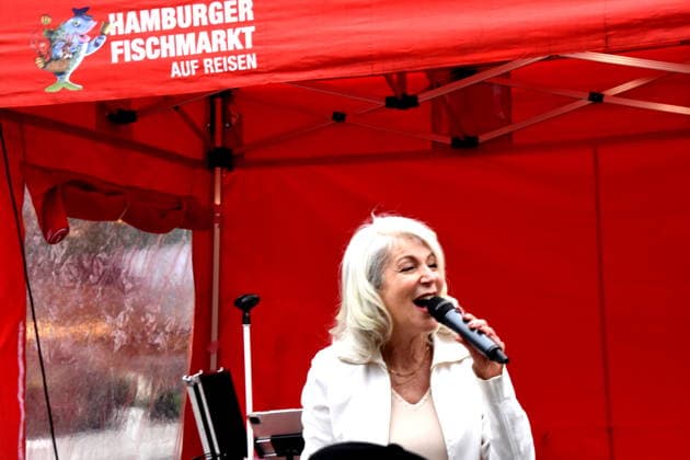 Linda Jo Rizzo Saengerin Muenchen 14.05.2026 Wittelsbacherplatz Hamburger Fischmarkt Eroeffnung Foto Muenchen