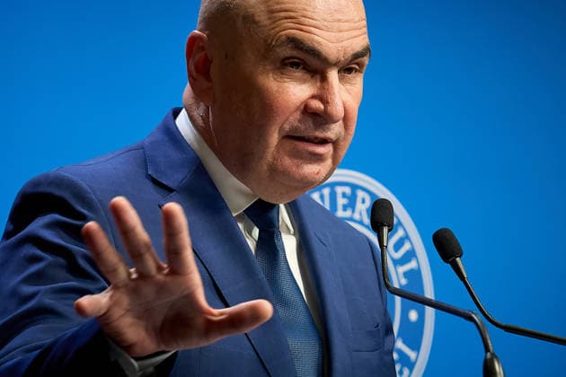 Interim PM Bolojan Addresses Reporters Without Taking Questions, Bucharest, Romania Bucharest, Romania. 14th May, 2026: Ilie Bolojan, interim Prime Minister of Romania, makes a press statement at Victoria Palace, the Romanian Government headquarters. Bolojan continues to serve as interim prime minister until a new government is appointed following his dismissal in last week s no-confidence vote. Bucharest Romania Copyright: xLucianxAlecux