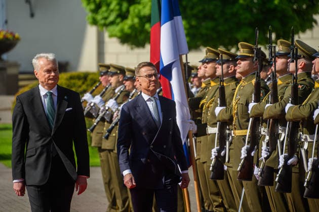 President of Finland visits Vilnius, Lithuania - 14 May 2026 Lithuanian President Gitanas Nauseda and President of Finland Alexander Stubb inspect the honor guard during a welcome ceremony at the Presidential Palace. President of Finland arrived in Lithuania on May 14 for a two-day state visit. In Vilnius, he met with Lithuanian President Gitanas Nauseda, after which the two leaders addressed the media at a press conference. Vilnius Lithuania Copyright: xYauhenxYerchakx xSOPAxImagesx stubb_vilnius_yerchak__1888