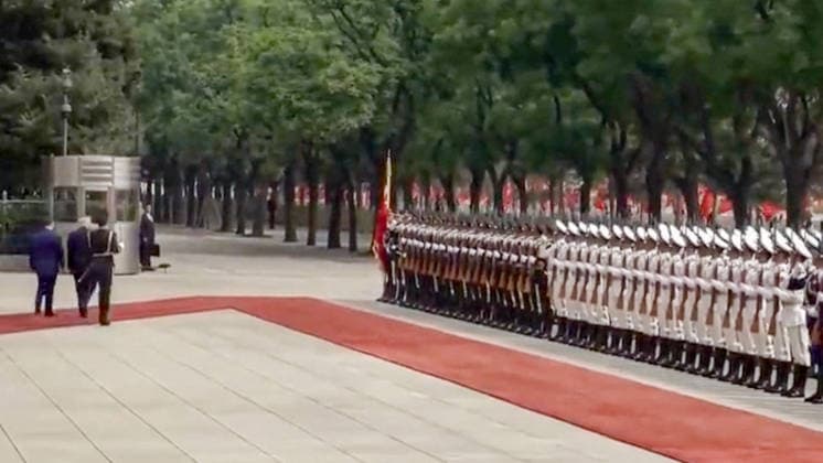 Chinese President Xi Jinping holds a welcome ceremony for U S President Donald Trump, who is on a state visit to China, outside the Great Hall of the People prior to their talks in Beijing, capital of China, May 14, 2026 Xi held talks with Trump at the Great Hall of the People in Beijing  Copyright: xCapturexd Ã cranxTVxviaxBestimagexCapturexd Ã cranxTVxviaxBestimagex