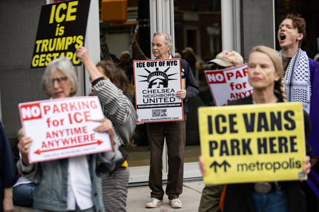 Protest against ICE held in New York City NEW YORK, UNITED STATES - MAY 14: People holding banners and signs take part in a rally and protest outside a Metropolis Garage, in Manhattan demanding that the company stop collaborating with ICE and the Department of Homeland Security by allowing their vehicles to be parked in its garage, in New York City, New York, U.S., May 14, 2026. Mostafa Bassim Anadolu New York United States. Editorial use only. Please get in touch for any other usage.  Copyright: x2026xAnadoluxMostafaxBassimx