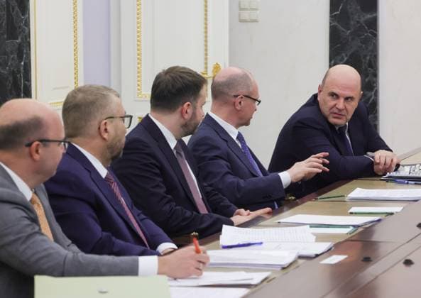 Russia Putin Economy 9166012 15.05.2026 Russian Prime Minister Mikhail Mishustin waits before a meeting on economic issues held by President Vladimir Putin at the Kremlin in Moscow, Russia. Mikhail Metzel Sputnik Moscow Russia  Copyright: xMikhailxMetzelx