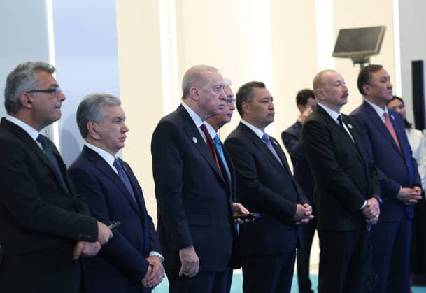 Informal Summit of the Organization of Turkic States in Kazakhstan TURKISTAN, KAZAKHSTAN - MAY 15: (----EDITORIAL USE ONLY - MANDATORY CREDIT - TURKISH PRESIDENCY MURAT CETINMUHURDAR HANDOUT - NO MARKETING NO ADVERTISING CAMPAIGNS - DISTRIBUTED AS A SERVICE TO CLIENTS----) Turkish President Recep Tayyip Erdogan, Secretary General of the Organization of Turkic States (OTS) Kubanychbek Omuraliev, Azerbaijani President Ilham Aliyev, Kazakh President Kassym-Jomart Tokayev, Kyrgyz President Sadyr Japarov, Uzbek President Shavkat Mirziyoyev, Turkish Republic of Northern Cyprus (TRNC) President Tufan Erhurman attend the Informal Summit of the Organization of Turkic States (OTS) at the Turkistan Congress Center in Turkistan, Kazakhstan on May  Copyright: x2026xAnadoluxTURxPresidencyx MuratxCetinmuhurdarx