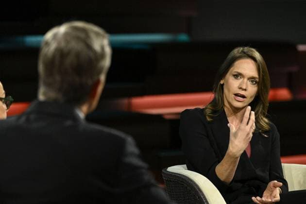 Markus Lanz mit Ruth-Anne Damm 05 26 her Markus Lanz und Ruth-Anne Damm am 14. Mai 2026 in Markus Lanz , ZDF (Aufzeichnung vom 4. Mai 2026) TV Fernsehen Talkshow Talk Show Deutschland deutsch Mann deutsche Frau Unternehmerin Sozialunternehmerin Zweitzeugen Italien italienisch italienischer italienisch-deutscher Moderator Fotografie Fotograf Journalist Journalismus Autor german female enterpriser social journalism german-italian presenter host photographer author quer halb sitzend zuhörend sprechend gestikulierend