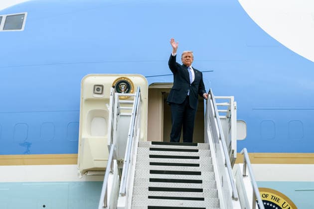 RECORD DATE NOT STATED US President Donald Trump waves as he embarks for US Beijing, May 15 (ANI): US President Donald Trump waves as he embarks for US, in Beijing on Friday. (@WhiteHouse X ANI Photo) Beijing China Copyright: xANIx ANI_20260515306
