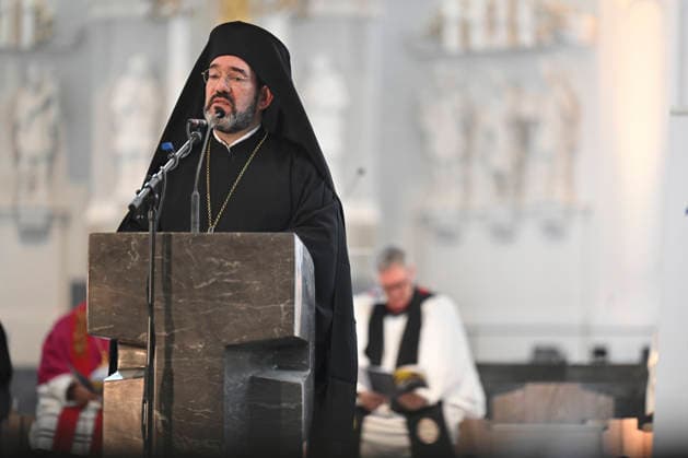 Zentraler Oekumenischer Gottesdienst im Dom St. Kilian auf dem Katholikentag in Wuerzburg. (Foto vom 15.05.2026: Bischof Emmanuel von Christoupolis, Griechisch-Orthodoxe Metropolie von Deutschland) Bis Sonntag werden beim 104. Deutschen Katholikentag unter dem biblischen Leitwort Hab Mut, steh auf! mehrere zehntausend Teilnehmende zu insgesamt 900 Veranstaltungen erwartet. Das Treffen soll angesichts von Krieg, Klimawandel, sozialer Spaltung sowie Vertrauenskrisen in Politik und Kirche dazu ermutigen, nach Wegen fuer die Zukunft zu suchen. (Siehe epd-Meldung vom 15.05.2026) EDITORIAL USE ONLY