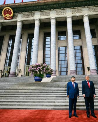 May 14, 2026, Beijing, China: U.S. President DONALD TRUMP with his Chinese counterpart XI JINPING, as they attend a welcome ceremony at the Great Hall of the People in Beijing. Beijing China - ZUMAz03_ 20260514_int_z03_581 Copyright: xWhitexHousexPressxOfficex