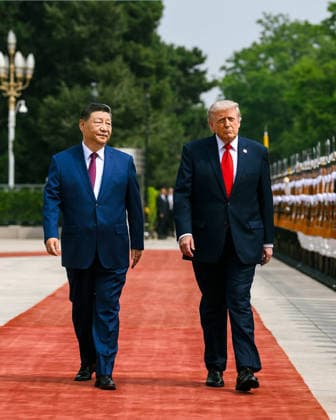 May 14, 2026, Beijing, China: U.S. President DONALD TRUMP with his Chinese counterpart XI JINPING, as they attend a welcome ceremony at the Great Hall of the People in Beijing. Beijing China - ZUMAz03_ 20260514_int_z03_582 Copyright: xWhitexHousexPressxOfficex