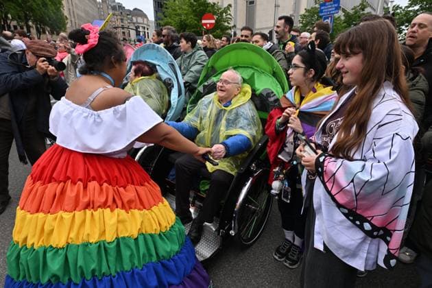 Brussels Pride Celebrates 30 Years BRUSSELS, BELGIUM - MAY 16: The Pride march walks through the streets of the capital.This year marks the 30th anniversary of Pride in Brussels. Thirty years of struggle, pride and visibility for the LGBTQIA+ community. The theme chosen for 2026 reflects the challenges of a world in turmoil: When Times Get Darker, We Shine Brighter. A powerful and unifying message, more necessary than ever in a troubled international context where the rights of the LGBTQIA+ community are under constant threat.on May 16, 2026 in Brussels, Belgium, 16 05 2026 Brussels Belgium  Copyright: xBertxVanxDenxBrouckex