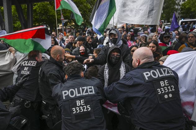 Nakba Day march in Berlin BERLIN, GERMANY - MAY 16: Police detain several people during a solidarity march with Palestinians in Germany s capital, Berlin, held to mark the 78th anniversary of the Nakba, on May 16, 2026. Thousands gathered at Oranienplatz in the Kreuzberg district before marching toward the Sudstern subway station in the Neukolln district. Police, taking extensive security measures, halted the march near the Prinzenstrasse subway station and clamped down on the demonstration. During the ensuing scuffle, police deployed pepper spray against the demonstrators, leaving numerous protesters affected by the gas. Halil Sagirkaya Anadolu Berlin Germany. Editorial use only. Please get in touch for any other usage.  Copyright: x2026xAnadoluxHalilxSagirkayax