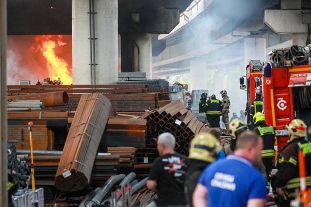 RUSSIA, MOSCOW - MAY 17, 2026: Emergency units respond to a fire near Cherkizovskaya station of the Moscow Metro. Vladimir Smirnov TASS  92627229