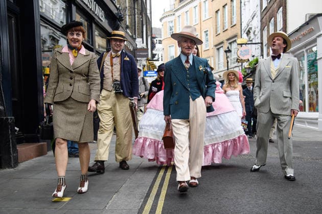 News Bilder des Tages Grand Flaneur Walk 2026 at Covent Garden, London, UK - 17 May, 2026 People dressed in vintage clothing take part in the Grand Flaneur Walk 2026 event in Covent Garden, London, England, UK on Sunday 17 May, 2026., Credit:Justin Ng Avalon UK, England, London, Covent Garden Copyright: xJustinxNgx xAvalonx 1099801215