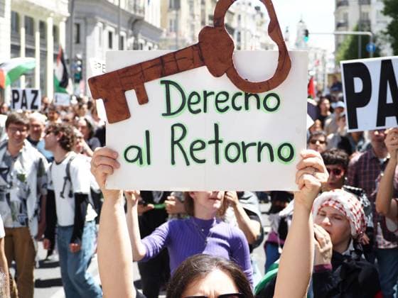 May 17, 2026, Madrid, Madrid, Spain: MADRID, SPAIN - MAY 17: Hundreds of pro-Palestinian demonstrators march through the streets of the Spanish capital, from Atocha to Plaza de Callao, to mark Nakba Day. Madrid Spain - ZUMAh199 20260517_zip_h199_006 Copyright: xAaronxHerediax