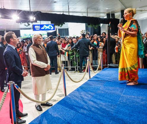 RECORD DATE NOT STATED PM Modi arrives to a warm welcome in Sweden Gothenburg Sweden , May 17 (ANI): Prime Minister Narendra Modi witnesses a cultural performance during his reception by the Indian diaspora, in Gothenburg on Sunday. Sweden Prime Minister Ulf Kristersson also present. (Narendra Modi Photo gallery ANI Photo) Gothenburg Sweden Copyright: xANIx ANI_20260517448