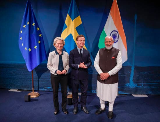 GÖTEBORG, SWEDEN 20260517 European Commission President Ursula von der Leyen, Swedish Prime Minister Ulf Kristersson M , and Indian Prime Minister Narendra Modi, after a press briefing in Gothenburg, Sweden, Sunday, May 17, 2026 Indian Prime Minister here for bilateral meetings with government and business leaders GÖTEBORG SWEDEN x9200x  Copyright: xAdamxIhse TTx MODI I GÖTEBORG W64cNEVQMBo