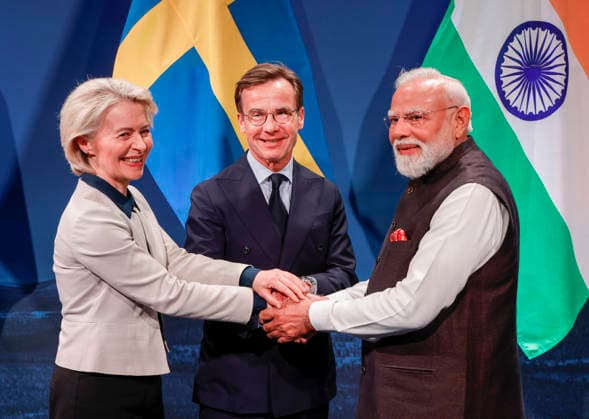 European Commission President Ursula von der Leyen, Swedish Prime Minister Ulf Kristersson M , and Indian Prime Minister Narendra Modi, after a press conference in Gothenburg, Sweden, Sunday, May 17, 2026 The Indian Prime Minister will have bilateral meetings with government and business leaders GÖTEBORG SWEDEN x9200x  Copyright: xAdamxIhse TTx INDIAN PRIME MINISTER IN GOTHENBURG qEXZbJzIk6U