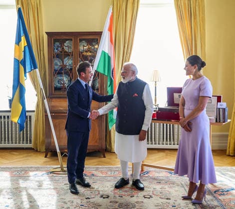 RECORD DATE NOT STATED PM Modi being conferred with Sweden s Royal Order of Polar Star Gothenburg Sweden , May 17 (ANI): Prime Minister Narendra Modi being conferred with Sweden s Royal Order of Polar Star, the highest honour awarded to a Head of Government by the Scandinavian nation, in Gothenburg on Sunday. Prime Minister of Sweden, Ulf Kristersson and Crown Princess of Sweden, Victoria also present. (@narendramodi X ANI Photo) Gothenburg Sweden Copyright: xANIx ANI_20260517534