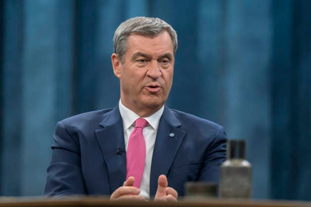 im Bild v.l.: Markus Söder, Ministerpräsident Bayern, CSU, GER, Berlin, Studio, zu Gast bei - Caren Miosga, Polittalk, TV, Format, Aufzeichnung, aufgezeichnet, Das Erste, aus Adlershof - am Studio 20, Thema: Kriegt die Regierung die Kurve, Herr Söder? 17.05.2026, Copyright: HMBxMedia UwexKoch