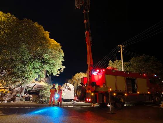 LIUZHOU, CHINA - MAY 18: Firefighters work at the site after a 5.2-magnitude earthquake on May 18, 2026 in Liunan District, Liuzhou City, Guangxi Zhuang Autonomous Region of China. A 5.2-magnitude earthquake struck Liuzhou, a city in south China s Guangxi Zhuang Autonomous Region, early Monday, leaving three people missing and four others hospitalized, local authorities said.  Copyright: xChinaxNewsxServicex 111642269959