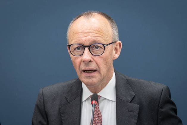 Bundeskanzler Friedrich Merz;Auftaktbilder vor Bundesvorstandssitzung der CDU im Konrad-Adenauer-Haus, Berlin Berlin Deutschland Konrad-Adenauer-Haus
