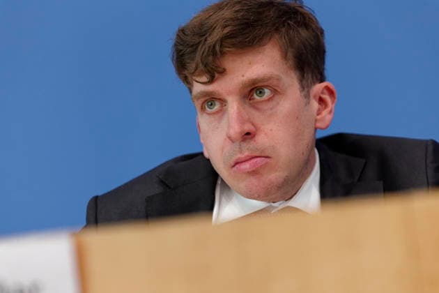 Prüfbericht Treibhausgasemissionen 2025 2026-04-24 Deutschland, Berlin Bundespressekonferenz: Der Expertenrat für klimafragen (ERK) stellt seinen Prüfbericht zur Berechnung der deutschen Treibhausgasemissionen für das Jahr 2025 und zu den Projektionsdaten 2026 vor. Im Bild Prof. Dr. Allister Loder, TU München und Ratsmitglied ERK.