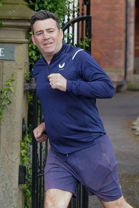 Greater Manchester Mayor Andy Burnham WARRINGTON, UNITED KINGDOM - MAY 18: Greater Manchester Mayor Andy Burnham goes for run near his home in Warrington, United Kingdom on May 18, 2026. The mayor of Greater Manchester, who is widely regarded as one of the top potential challengers to Prime Minister Keir Starmer, has been allowed to participate in the candidate selection process for the Makerfield by-election, according to media reports. Loannis Alexopoulos Anadolu Warrinton United Kingdom. Editorial use only. Please get in touch for any other usage.  Copyright: x2026xAnadoluxLoannisxAlexopoulosx