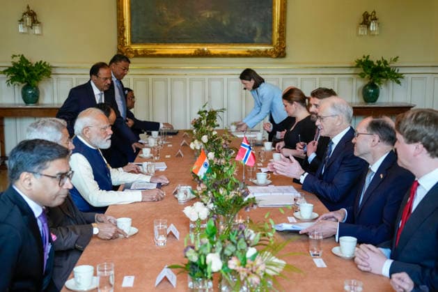 Indias statsminister Narendra Modi besoker Norge Oslo, Norge 20260518. Statsminister Jonas Gahr Store moter Indias statsminister Narendra Modi i regjeringens representasjonsanlegg i Oslo mandag. Foto: Fredrik Varfjell NTB POOL Oslo Norge mTuRXditYho EDITORIAL USE ONLY Ref:_POLmTuRXditYho.jpg Copyright: xFredrikxVarfjellx xNTBx