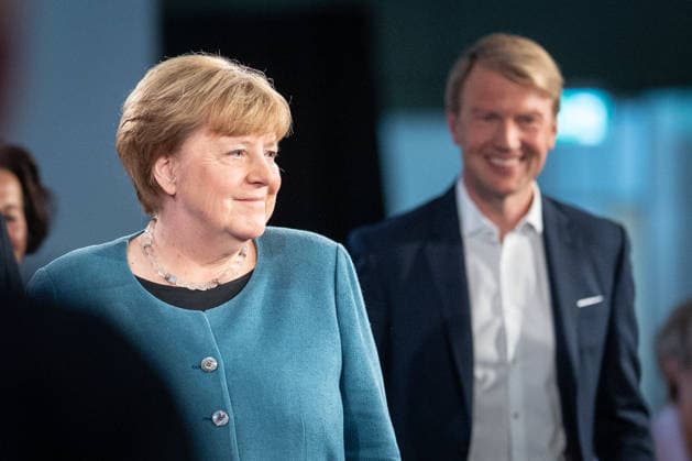 Bundeskanzlerin a.D. Angela Merkel beim WDR Europaforum im Rahmen der re:publica 2026, mit Markus Preiß, Studioleiter und Chefredakteur Fernsehen, ARD‘Hauptstadtstudio, im Hintergrund;Digitalkonferenz re:publica 2026 in Berlin, Berlin Berlin Deutschland Eventlocation STATION