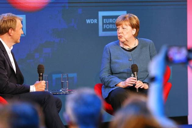 Berlin, Deutschland, 18.05.2026: Station: Digitalmesse Re:publica 2026: ARD-Hauptstadtkorrespondent Markus Preiß in einem Interview mit Altkanzlerin Angela Merkel in der Sendung WDR-Europaforum Copyright: xdtsxNachrichtenagenturx dts_119175