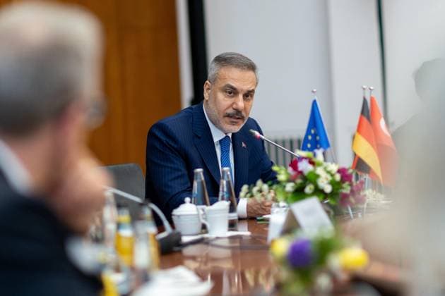 Third Meeting of Germany-Turkiye Strategic Dialogue Mechanism held in Berlin BERLIN, GERMANY - MAY 18: Turkish Foreign Minister Hakan Fidan and German Foreign Minister Johann Wadephul (not seen) co-chair the third meeting of the Germany-Turkiye Strategic Dialogue Mechanism in Berlin, Germany on May 18, 2026. Murat Gok Anadolu Berlin Germany. Editorial use only. Please get in touch for any other usage.  Copyright: x2026xAnadoluxMuratxGokx