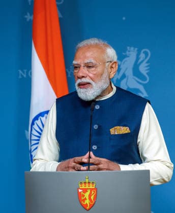 Joint press statement between India and Norway Oslo Norway , May 18 (ANI): Prime Minister Narendra Modi speaks at the joint press statement with Prime Minister of Norway, Jonas Gahr Store (unseen), in Oslo on Monday. (DPR PMO ANI Photo) Oslo Norway Copyright: xANIx ANI_20260518307