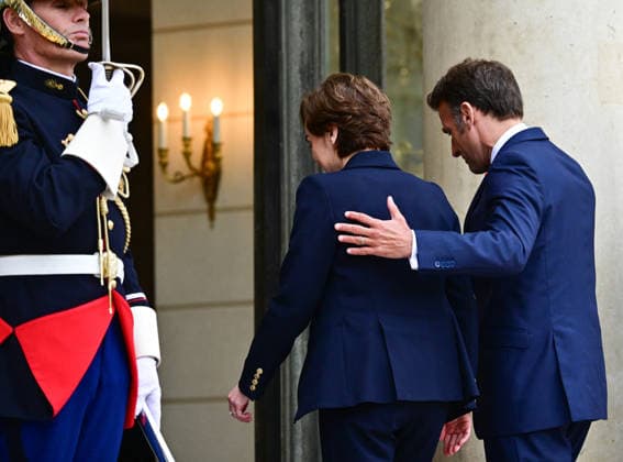 Le président d la République française Emmanuel Macron reçoit la Première ministre du Québec Christine Frechette au palais présidentiel de lÉlysée à Paris, France, le 18 mai 2026 Christian Liewig Bestimage French President Emmanuel Macron receives the Premier of Quebec Christine Frechette at the Elysee Presidential Palace in Paris, France, on May 18, 2026 Paris France  Copyright: xChristianxLiewigx xBestimagexChristianxLiewigx xBestimagex
