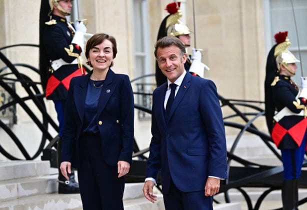 Le président d la République française Emmanuel Macron reçoit la Première ministre du Québec Christine Frechette au palais présidentiel de lÉlysée à Paris, France, le 18 mai 2026 Christian Liewig Bestimage French President Emmanuel Macron receives the Premier of Quebec Christine Frechette at the Elysee Presidential Palace in Paris, France, on May 18, 2026 Paris France  Copyright: xChristianxLiewigx xBestimagexChristianxLiewigx xBestimagex