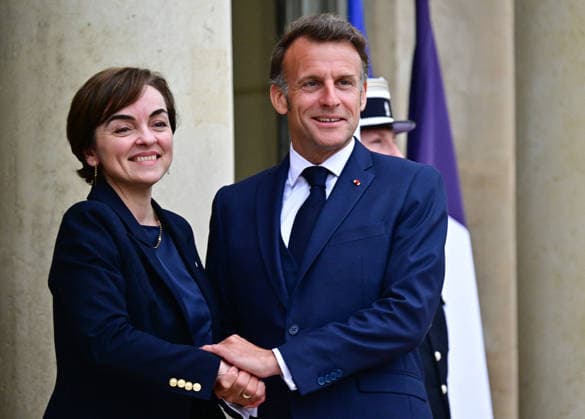 Le président d la République française Emmanuel Macron reçoit la Première ministre du Québec Christine Frechette au palais présidentiel de lÉlysée à Paris, France, le 18 mai 2026 Christian Liewig Bestimage French President Emmanuel Macron receives the Premier of Quebec Christine Frechette at the Elysee Presidential Palace in Paris, France, on May 18, 2026 Paris France  Copyright: xChristianxLiewigx xBestimagexChristianxLiewigx xBestimagex